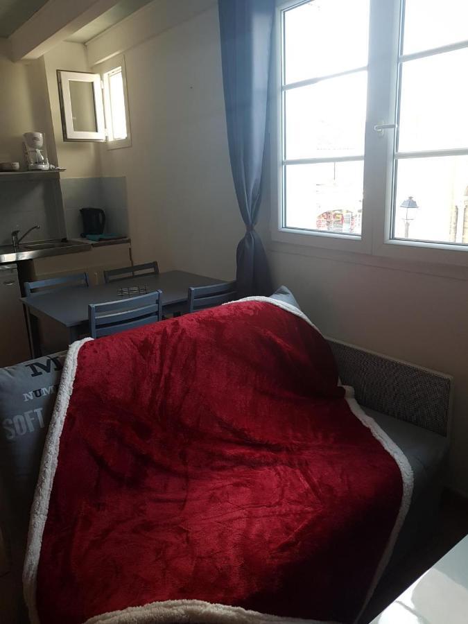 סן-מארי-דה-לה-מאר L'Appartement De L'Eglise מראה חיצוני תמונה